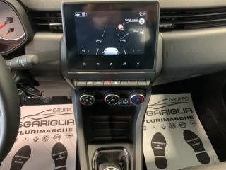 RENAULT Clio usata, con Touch screen