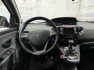 LANCIA Ypsilon usata, con Fendinebbia
