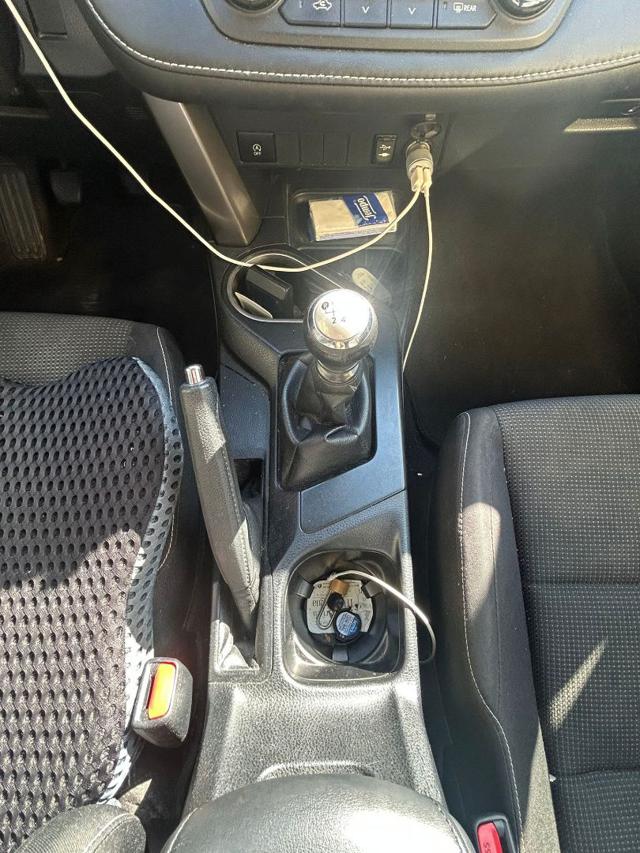 TOYOTA RAV 4 usata, con Servosterzo