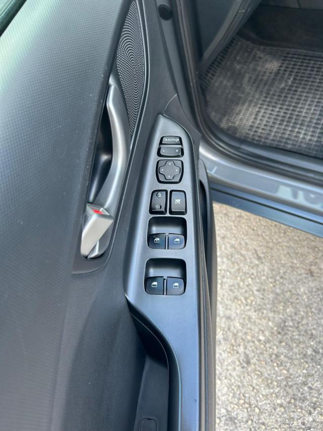 HYUNDAI Kona usata 24