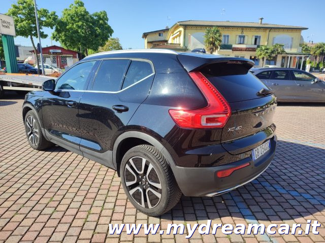 VOLVO XC40 usata, con Specchietti laterali elettrici