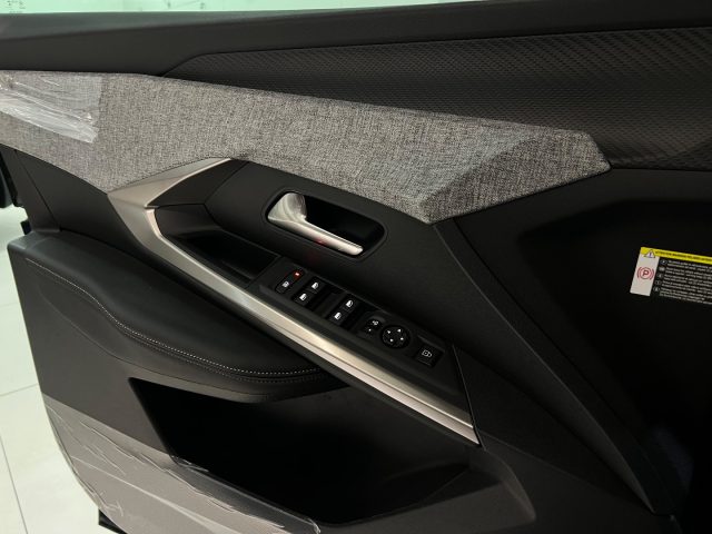 PEUGEOT 3008 usata, con Fari LED