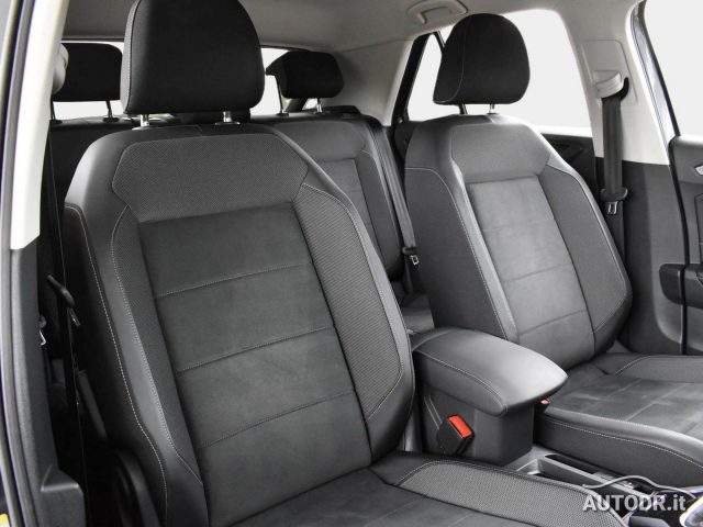 VOLKSWAGEN T-Roc usata, con Boardcomputer