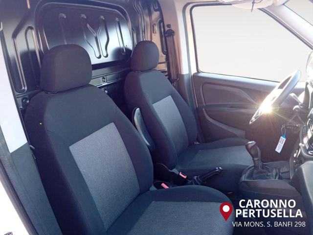 FIAT Doblo usata, con Luci diurne LED
