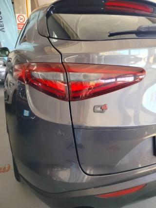 ALFA ROMEO Stelvio usata, con Controllo trazione
