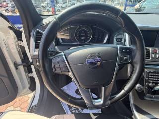 VOLVO XC60 usata, con Fari Xenon