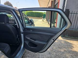 VOLKSWAGEN Golf usata 132