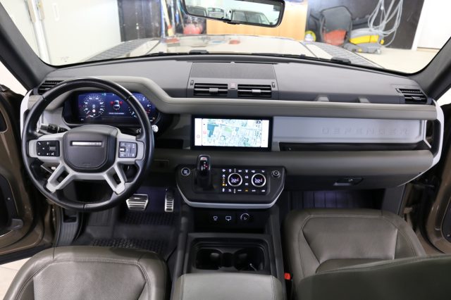 LAND ROVER Defender usata, con Cerchi in lega
