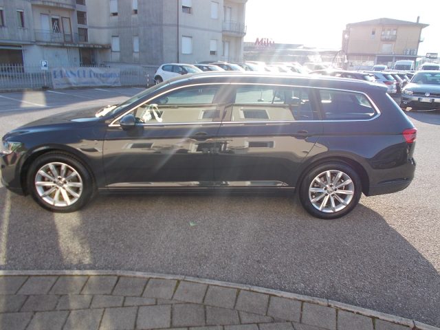 VOLKSWAGEN Passat Variant usata, con Boardcomputer