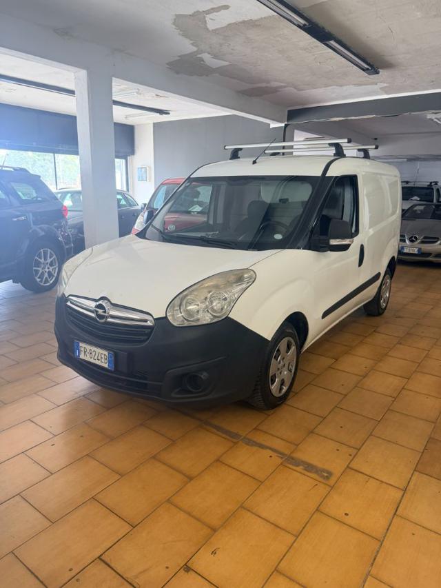 OPEL Combo usata, con Alzacristalli elettrici