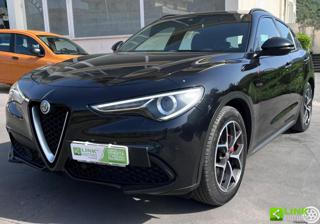 ALFA ROMEO Stelvio usata, con Sensori di parcheggio anteriori