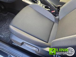 VOLKSWAGEN Taigo usata 45