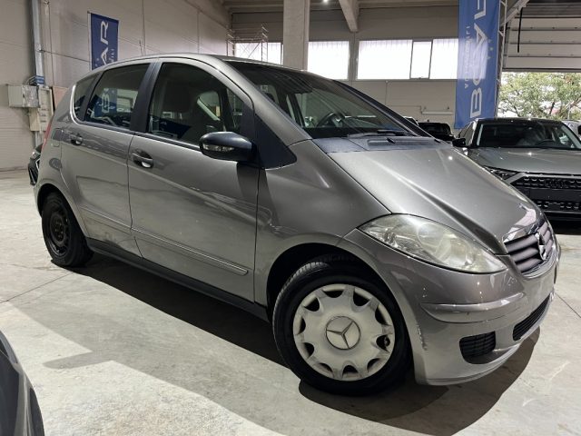 MERCEDES-BENZ A 180 usata, con Chiusura centralizzata