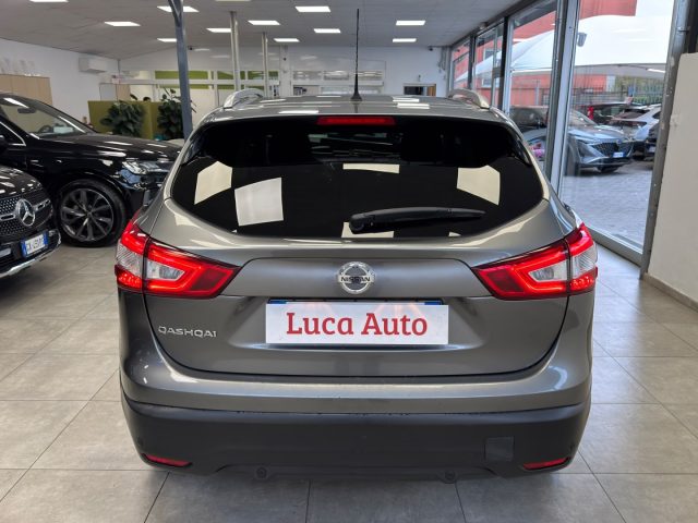 NISSAN Qashqai usata, con Alzacristalli elettrici