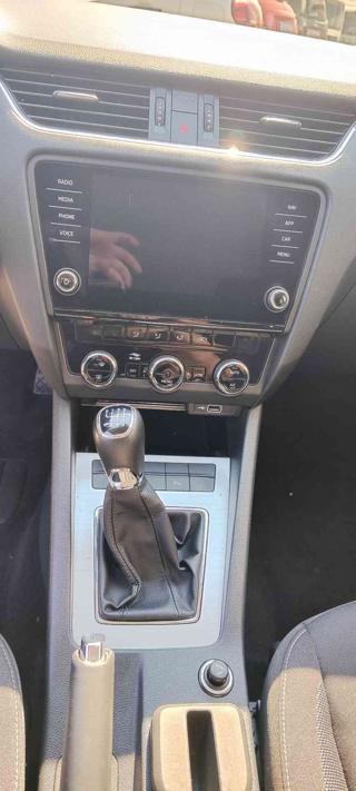 SKODA Octavia usata, con Controllo automatico clima