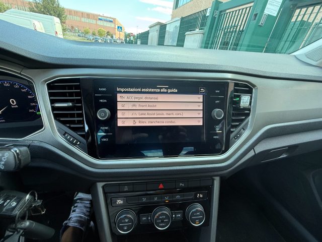VOLKSWAGEN T-Roc usata, con Controllo trazione