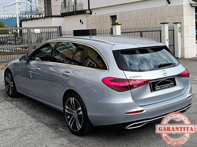 MERCEDES-BENZ C 220 usata, con Sensori di parcheggio anteriori