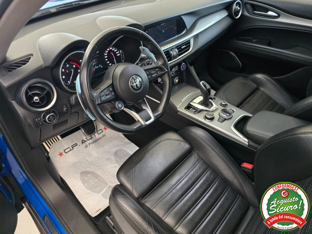 ALFA ROMEO Stelvio usata, con Volante in pelle