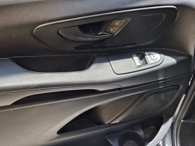 MERCEDES-BENZ Vito usata, con Chiusura centralizzata