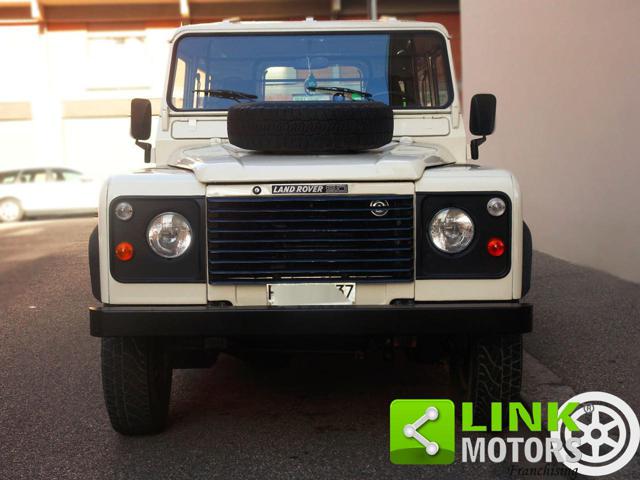 LAND ROVER Defender usata, con Autoradio