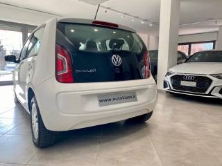 VOLKSWAGEN up! usata, con Autoradio