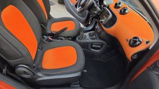 SMART ForTwo usata, con USB