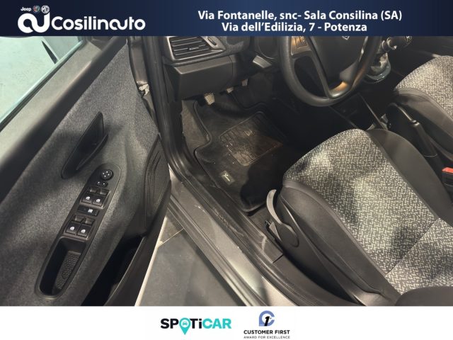 LANCIA Ypsilon usata, con Autoradio digitale