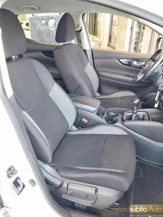 NISSAN Qashqai usata 23