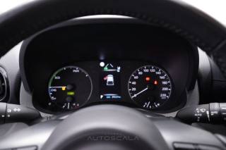 TOYOTA Yaris usata, con USB