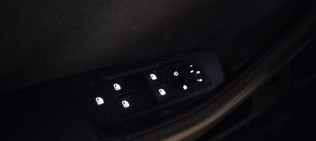 VOLKSWAGEN Passat Variant usata 28