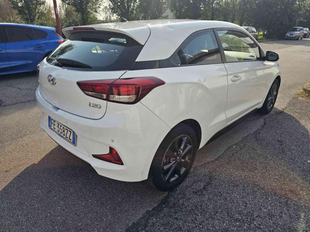 HYUNDAI i20 usata, con Alzacristalli elettrici