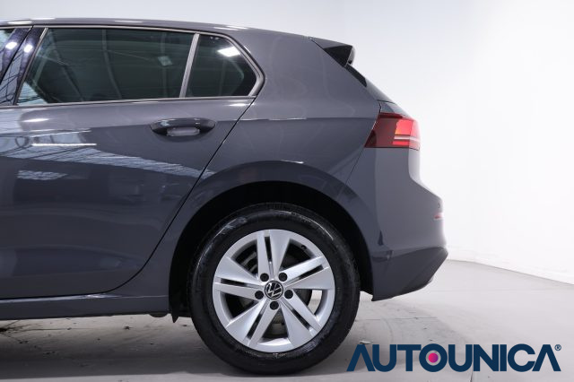 VOLKSWAGEN Golf usata, con Airbag testa