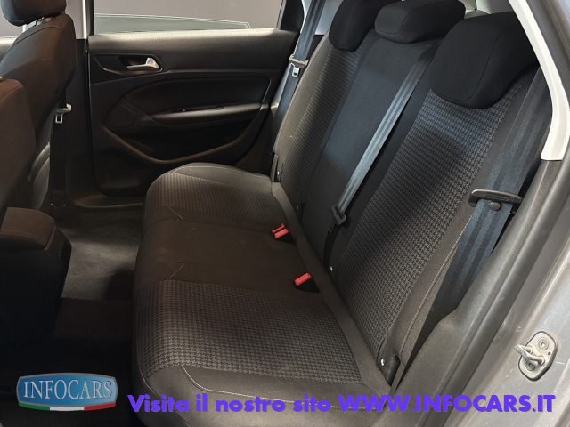 PEUGEOT 308 usata, con Boardcomputer