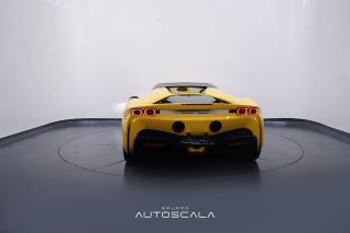 FERRARI SF90 usata, con Controllo trazione