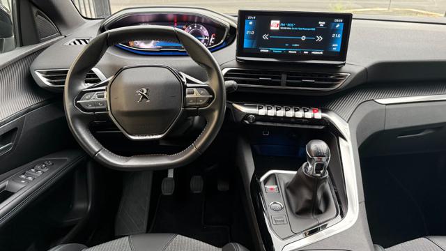 PEUGEOT 3008 usata, con USB