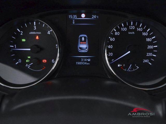 NISSAN Qashqai usata 12