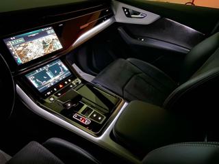 AUDI Q8 usata, con Sensore di luce