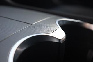 MASERATI Grecale usata, con Volante in pelle