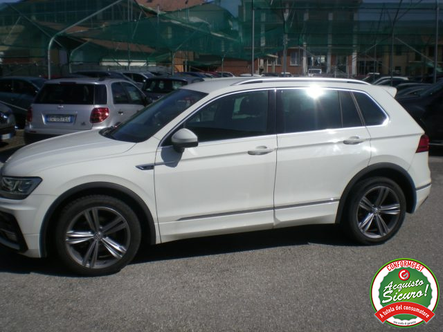 VOLKSWAGEN Tiguan usata, con Autoradio