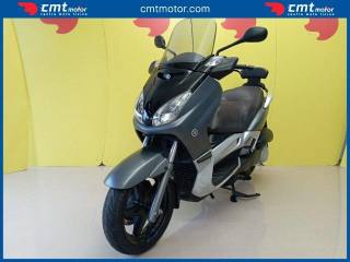 YAMAHA X-Max 250 usata 1