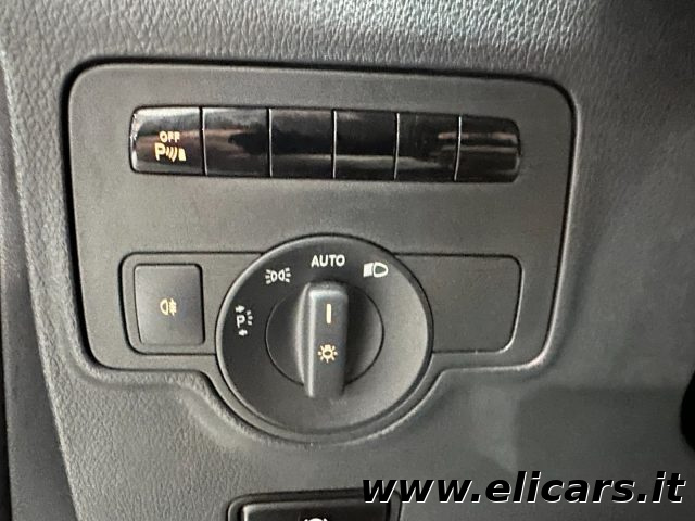 MERCEDES-BENZ Vito usata, con Luci diurne LED
