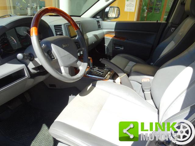 JEEP Grand Cherokee usata, con Autoradio