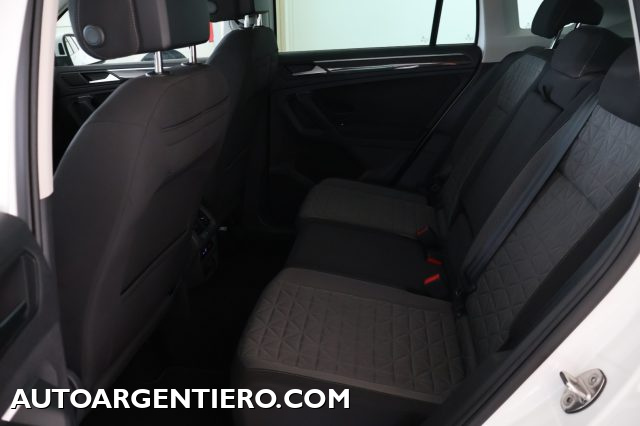 VOLKSWAGEN Tiguan usata, con Bracciolo