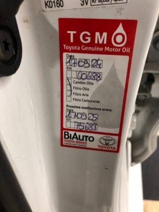 TOYOTA Yaris usata, con Riconoscimento dei segnali stradali