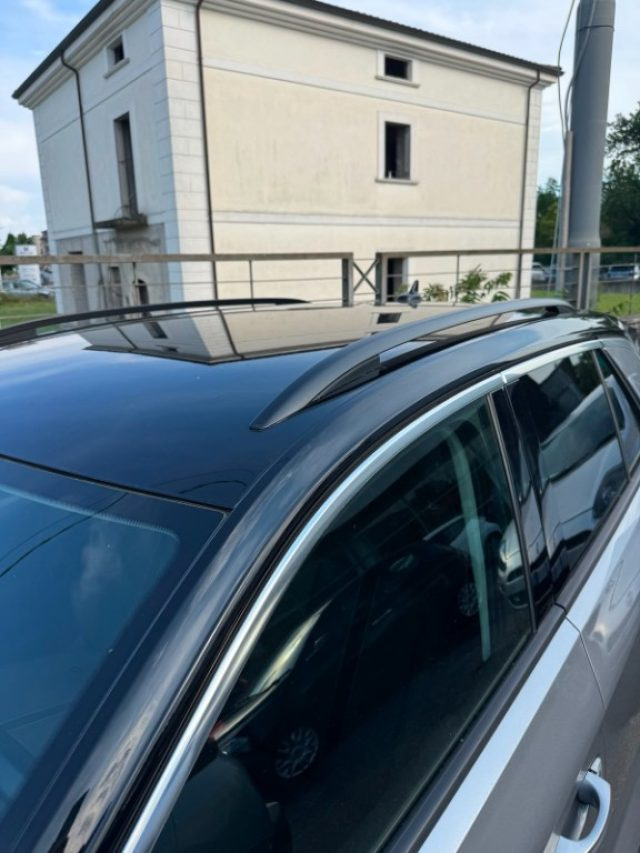VOLKSWAGEN T-Roc usata, con Cerchi in lega