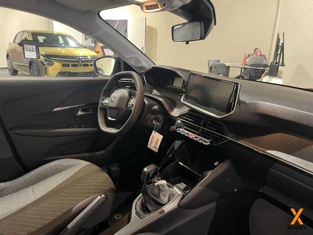 PEUGEOT 208 usata, con Sedile posteriore sdoppiato