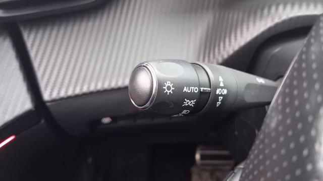 PEUGEOT 2008 usata, con Chiusura centralizzata telecomandata