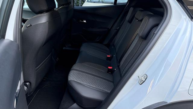 PEUGEOT 2008 usata, con Interni in pelle