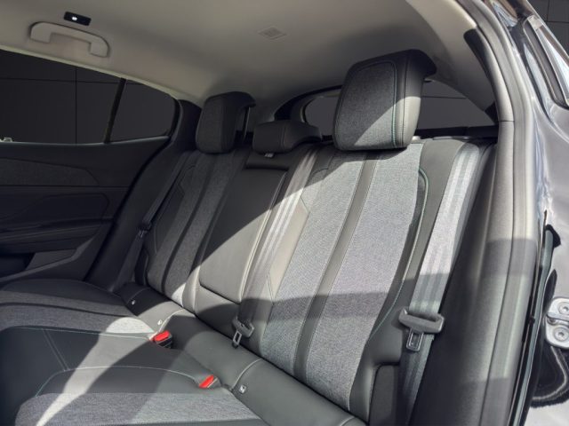 PEUGEOT 408 usata, con Controllo elettronico della corsia
