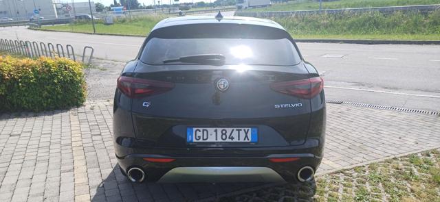 ALFA ROMEO Stelvio usata, con Cerchi in lega